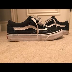Vans Classic black and white old skool low